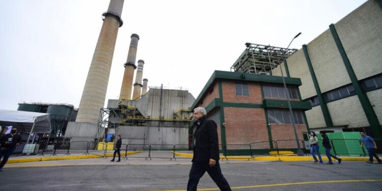 Las energías limpias son un sofisma: López Obrador
